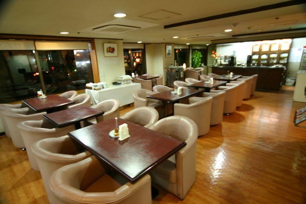 נאהא Hotel Maruki מראה חיצוני תמונה